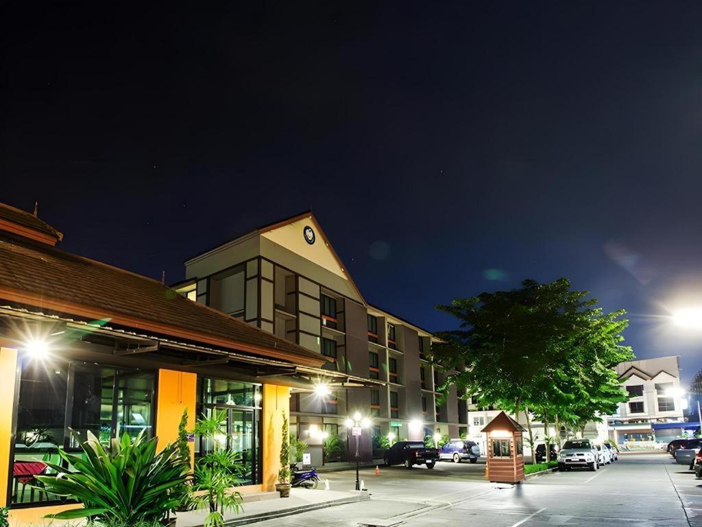 B2 Chiang Rai Boutique & Budget מראה חיצוני תמונה